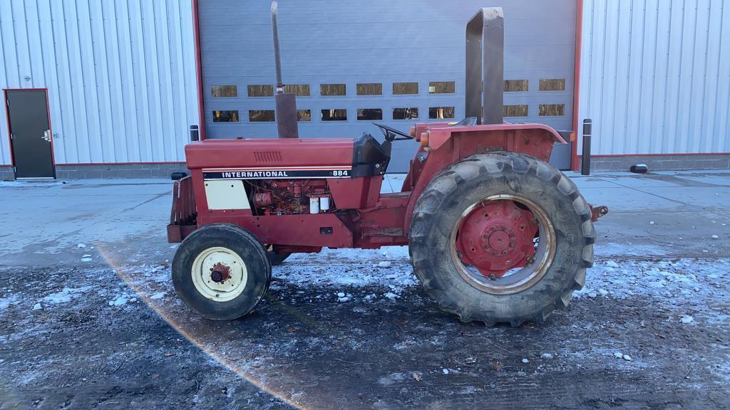 International 884 2WD Tractor