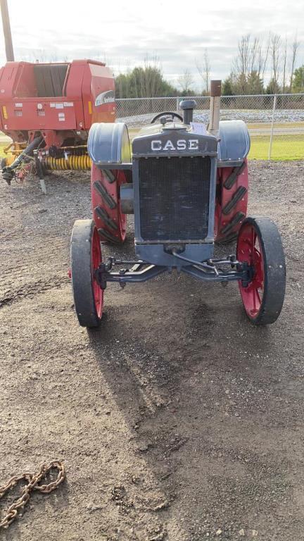"ABSOLUTE" Case L 2WD Tractor