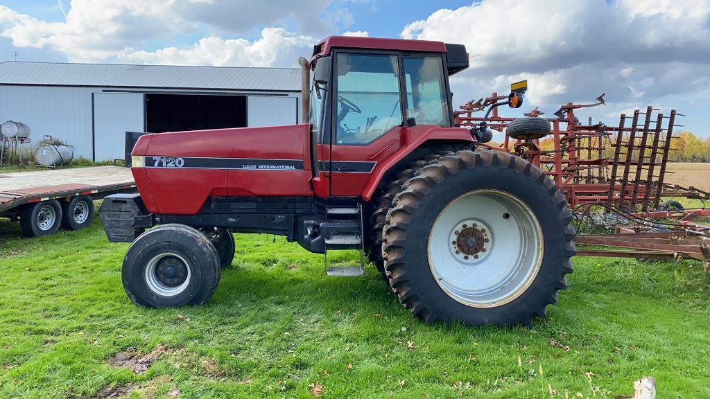 '88 Case IH 7120 Magnum Tractor