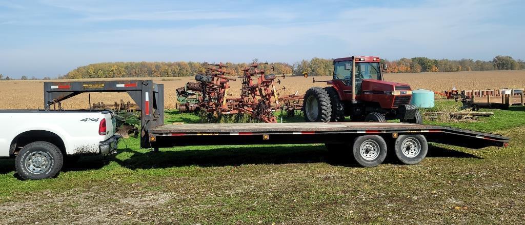 '02 Pequea G-14 25ft gooseneck flatbed trailer