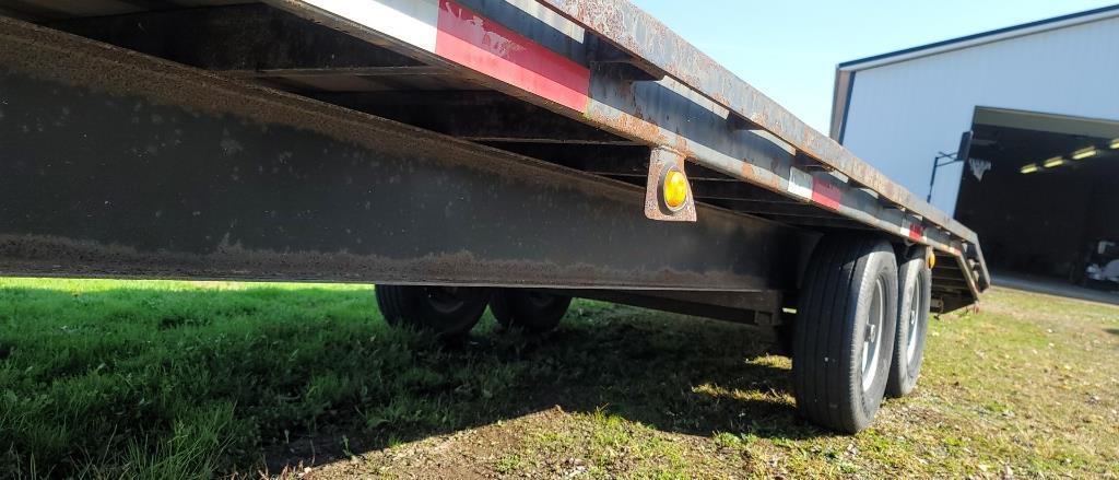 '02 Pequea G-14 25ft gooseneck flatbed trailer