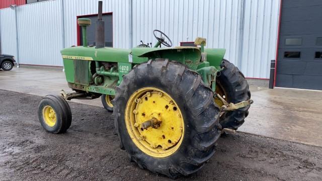 John Deere 4020 2WD Tractor