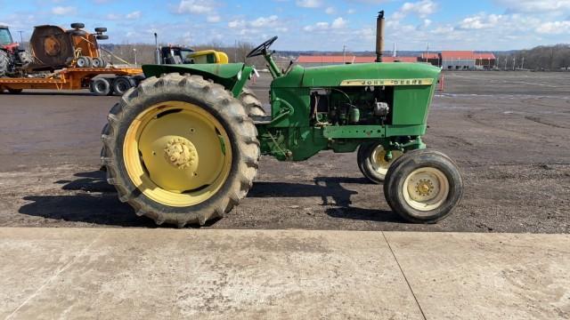 "ABSOLUTE" 1963 John Deere 2010 2WD Tractor