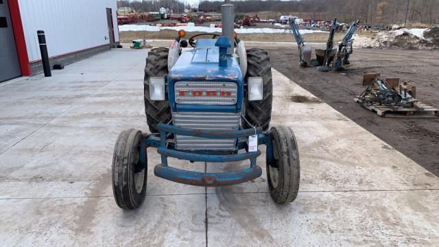 "ABSOLUTE" Ford 3000 2WD Tractor