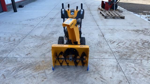 "ABSOLUTE" Cub Cadet 2X 26" Snow Blower