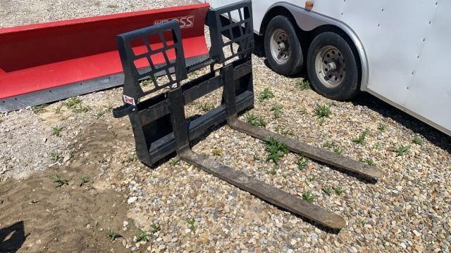 Stout HD 48'' Quick Attach Pallet Forks