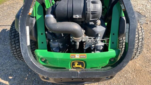 John Deere Z830A Zero-Turn Lawn Mower