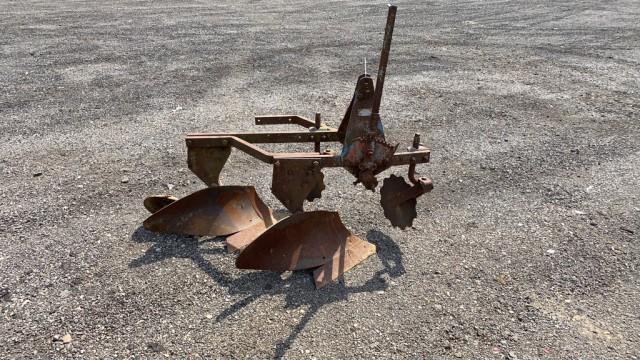 "ABSOLUTE" Ford 2B Plow