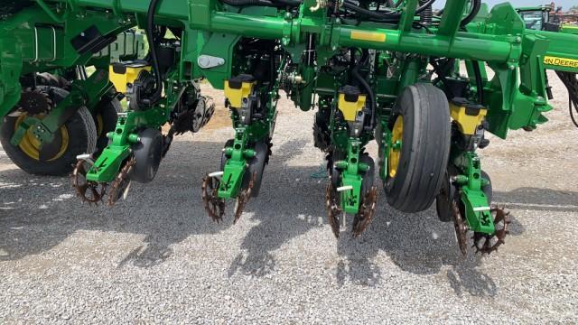 2016 Killbros 260 Seed Tender