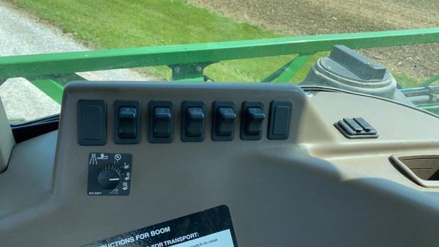 Kinze 3600 12R30 Corn Planter