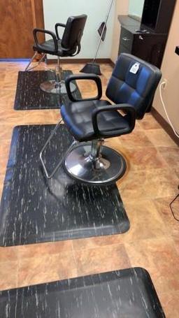 Salon Chair and Mat