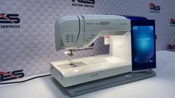 Husqvarna Viking Designer/Epic Sewing/Embroidery Machine