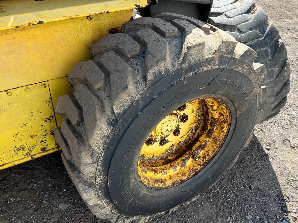 "ABSOLUTE" New Holland LS190 Skid Loader