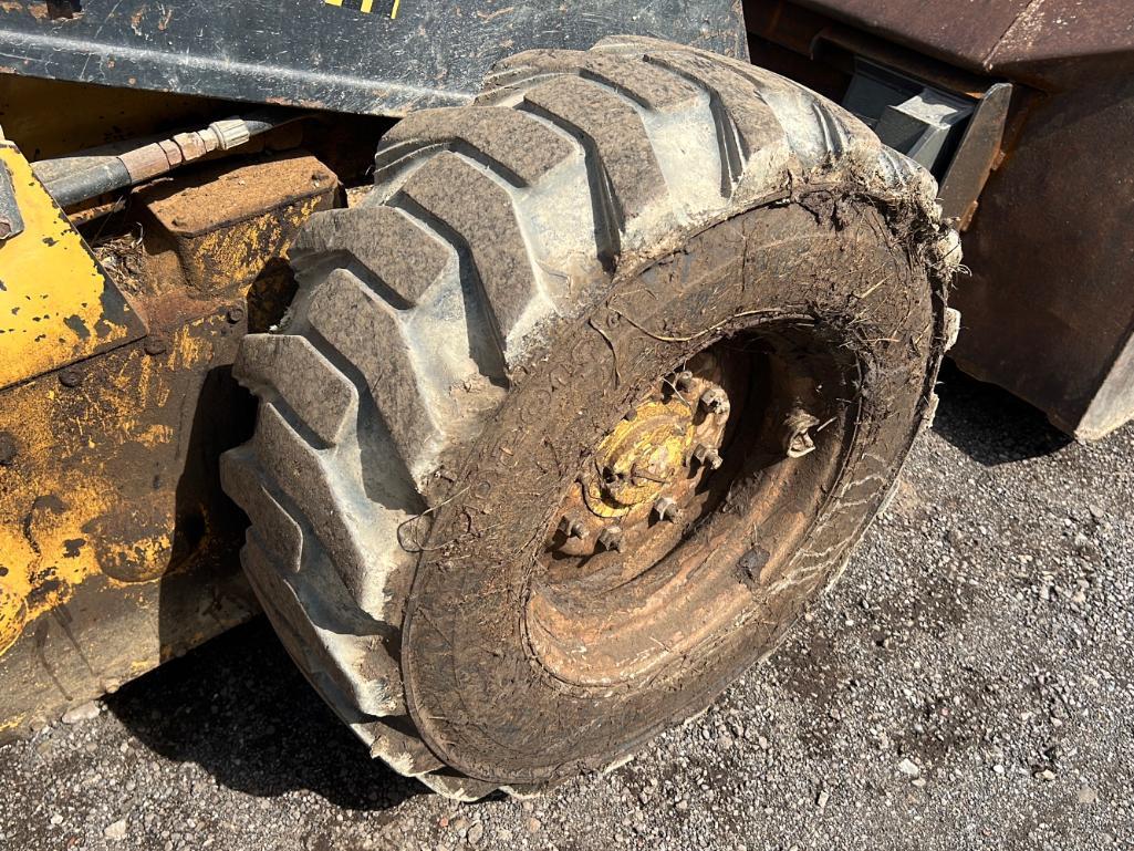 New Holland L781 Wheel Skid Loader