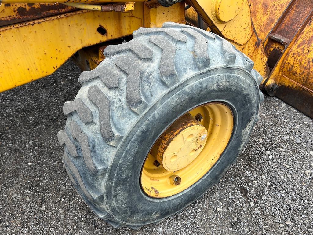 "ABSOLUTE" John Deere 410C Backhoe