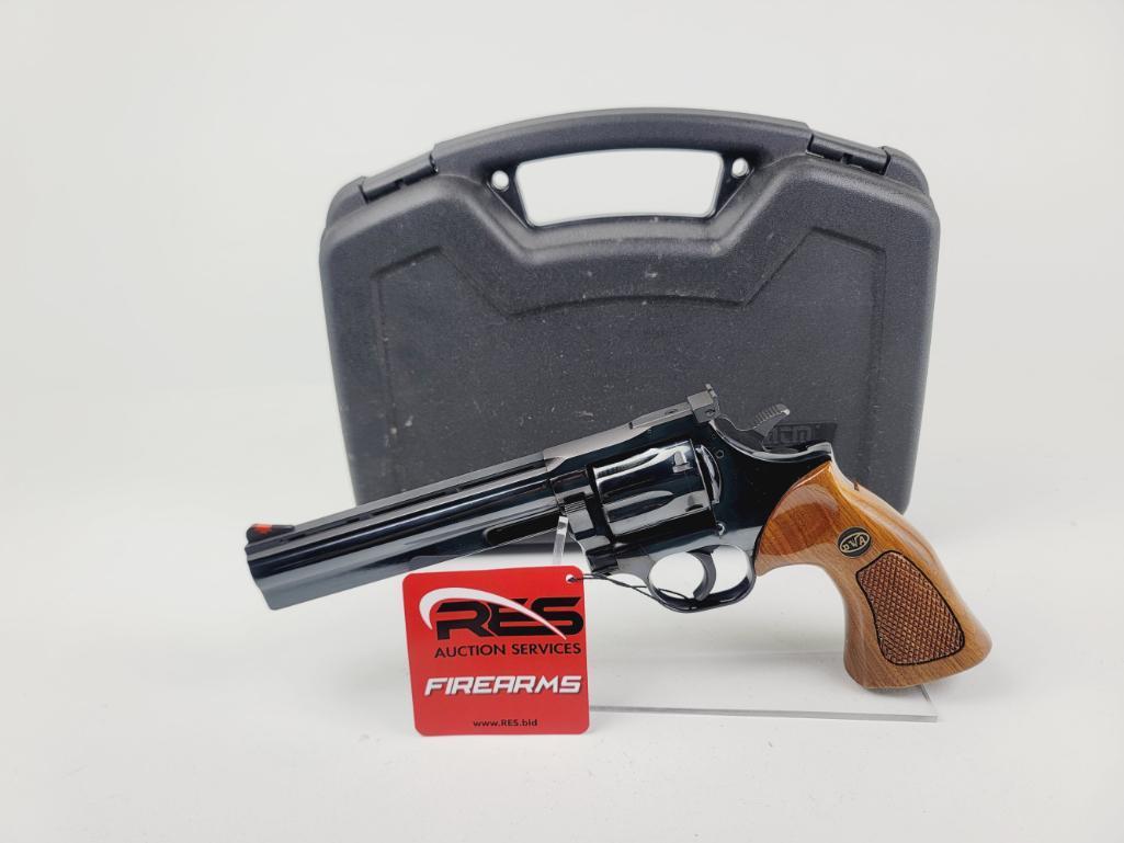 Dan Wesson 357 357MAG Double Action Revolver