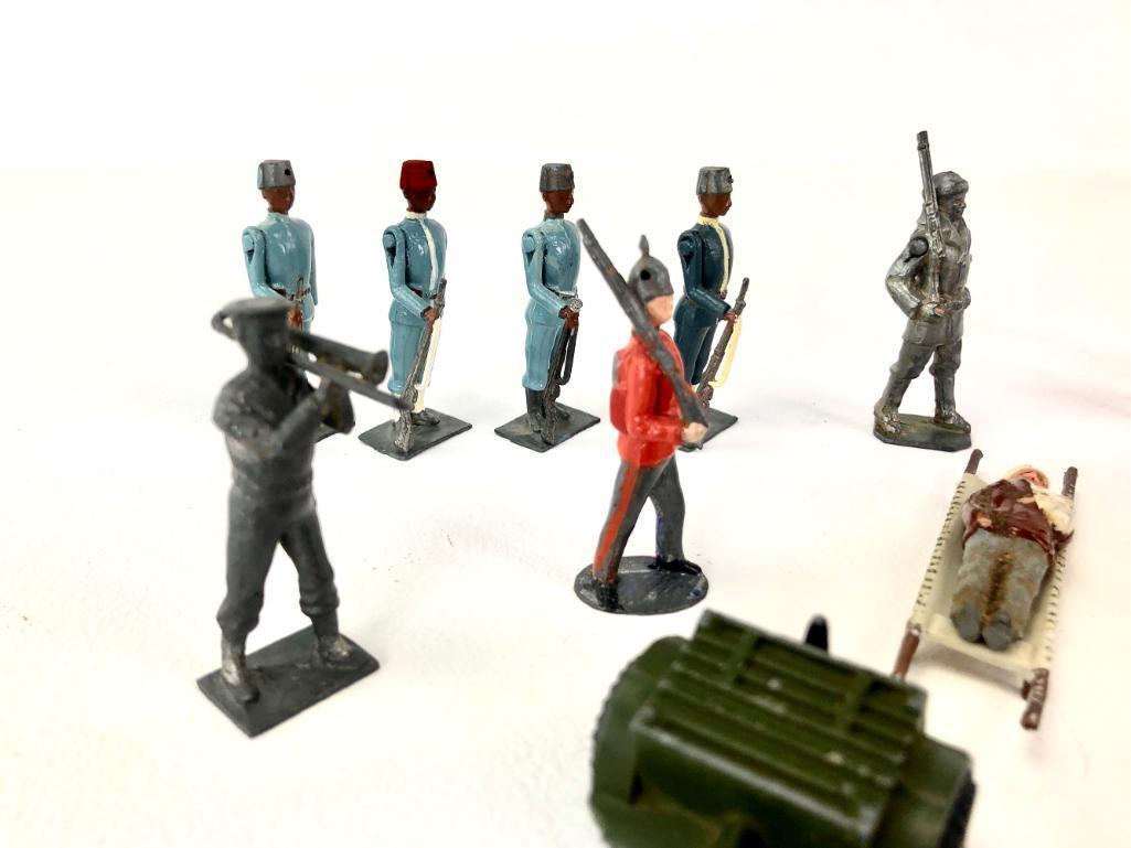 Assorted Diecast Soldiers/Figurines