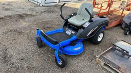 "ABSOLUTE" New Holland MZ14H Zero-Turn Mower