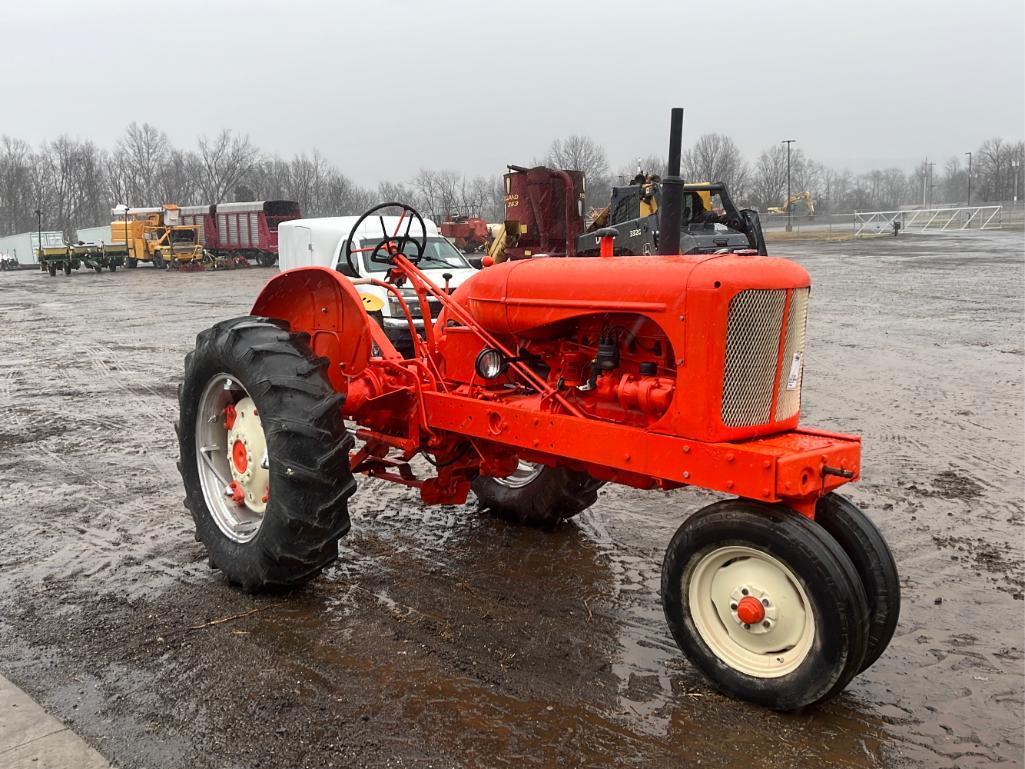 Allis Chalmers WD 2WD Tractor