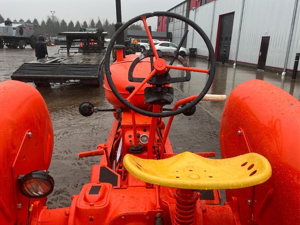 Allis Chalmers WD 2WD Tractor