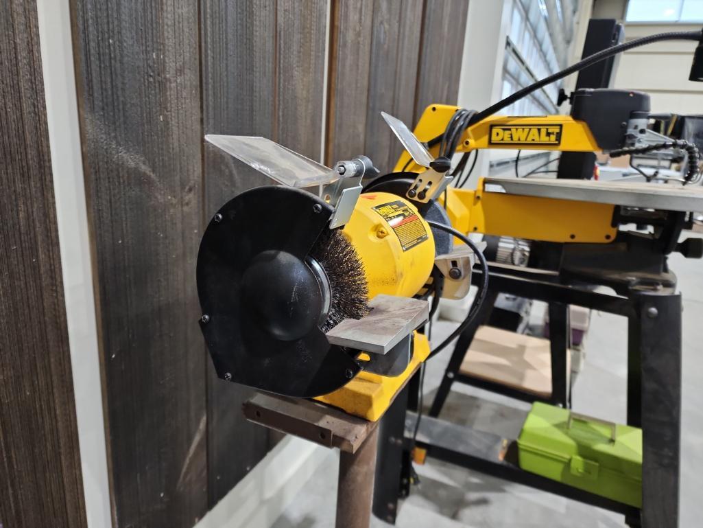 DeWalt 6" Bench Grinder