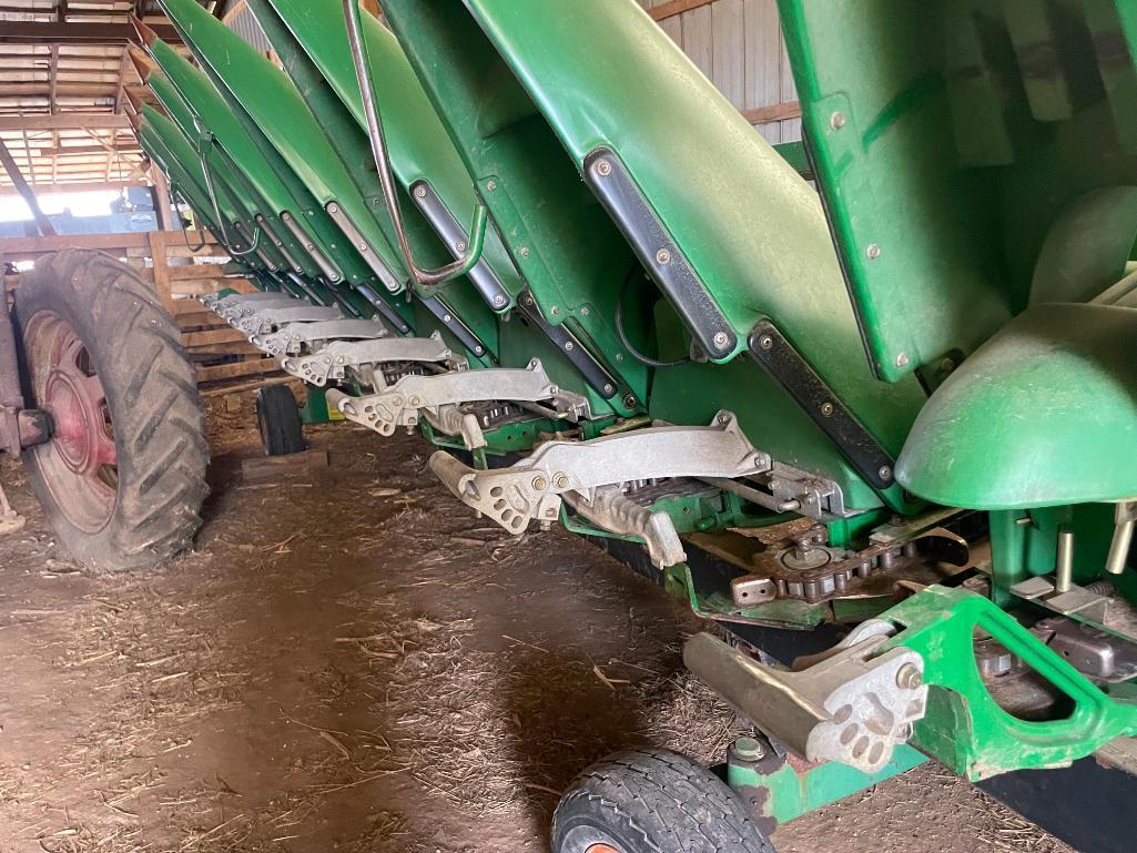 2010 John Deere 608C Corn Head