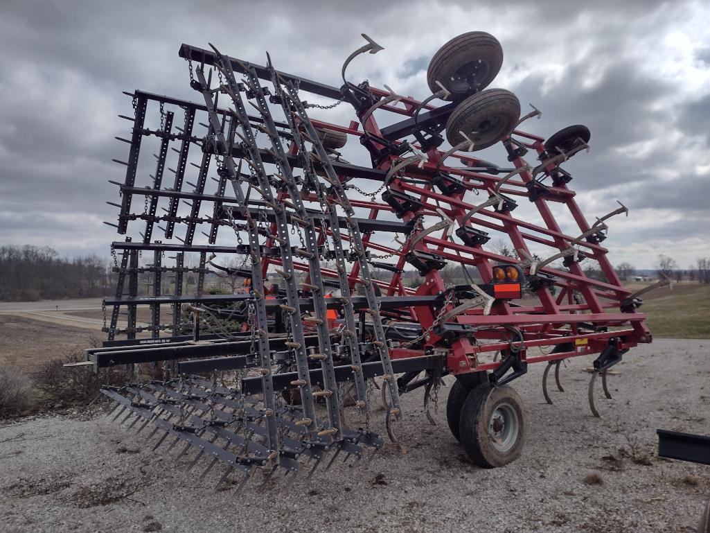 Case IH Tiger Mate 200 30'Field Cultivator