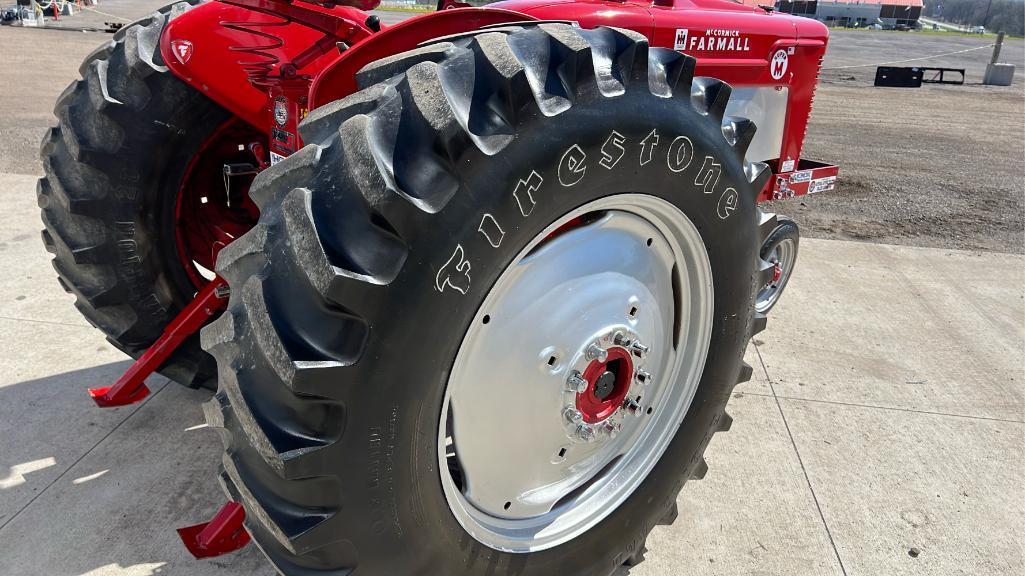 1952 Farmall Super M Pulling Tractor