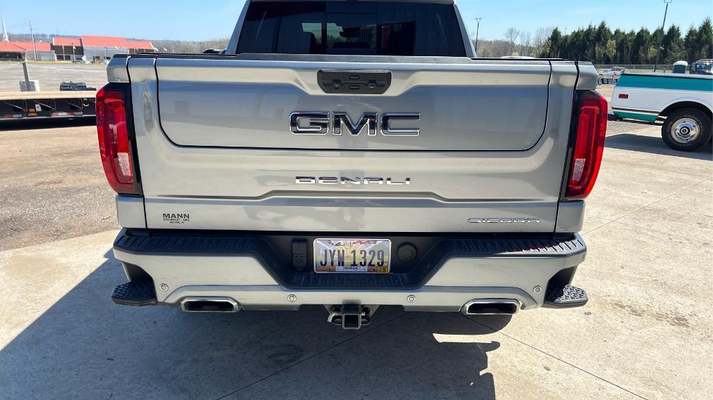 2023 GMC Sierra Crew Cab Pickup