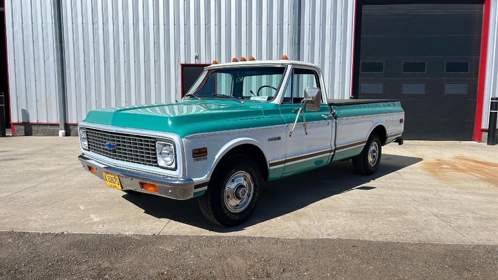 1971 Chevy C-10 Cheyenne Regular Cab Pickup