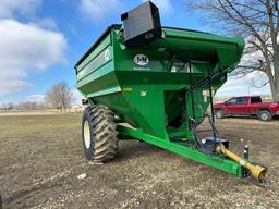 J&M 750 Grain Cart