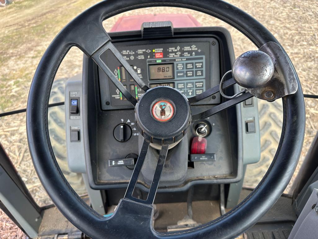 1995 Case International 7220 Magnum Tractor