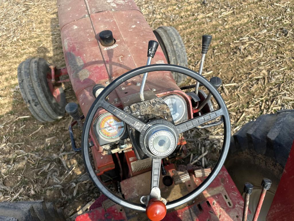 International Farmall 856 Turbo Tractor