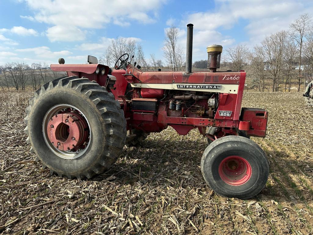 International Farmall 856 Turbo Tractor