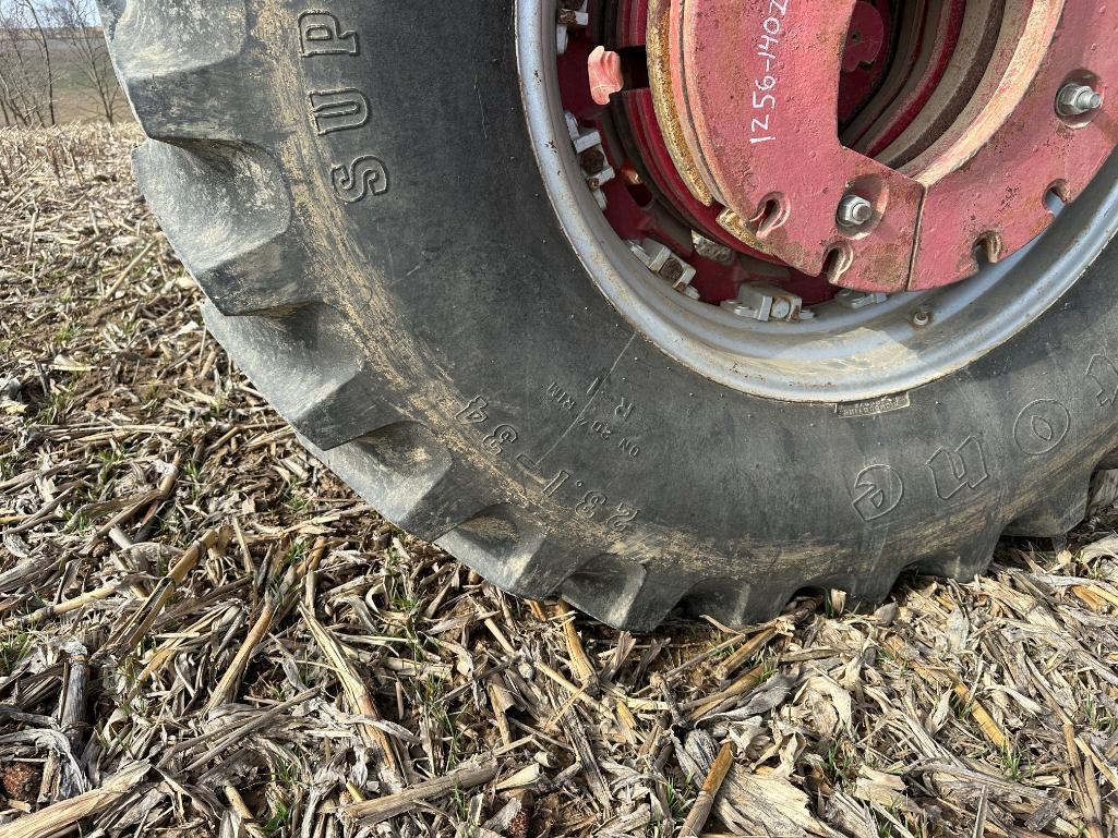 International Farmall 856 Turbo Tractor