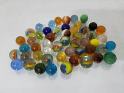 Lot of vintage marbles