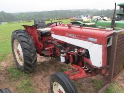 International 444 Tractor