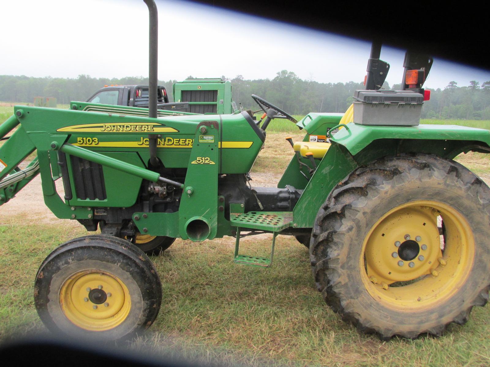 John Deere Tractor 5130