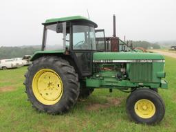 John Deere Tractor 3040