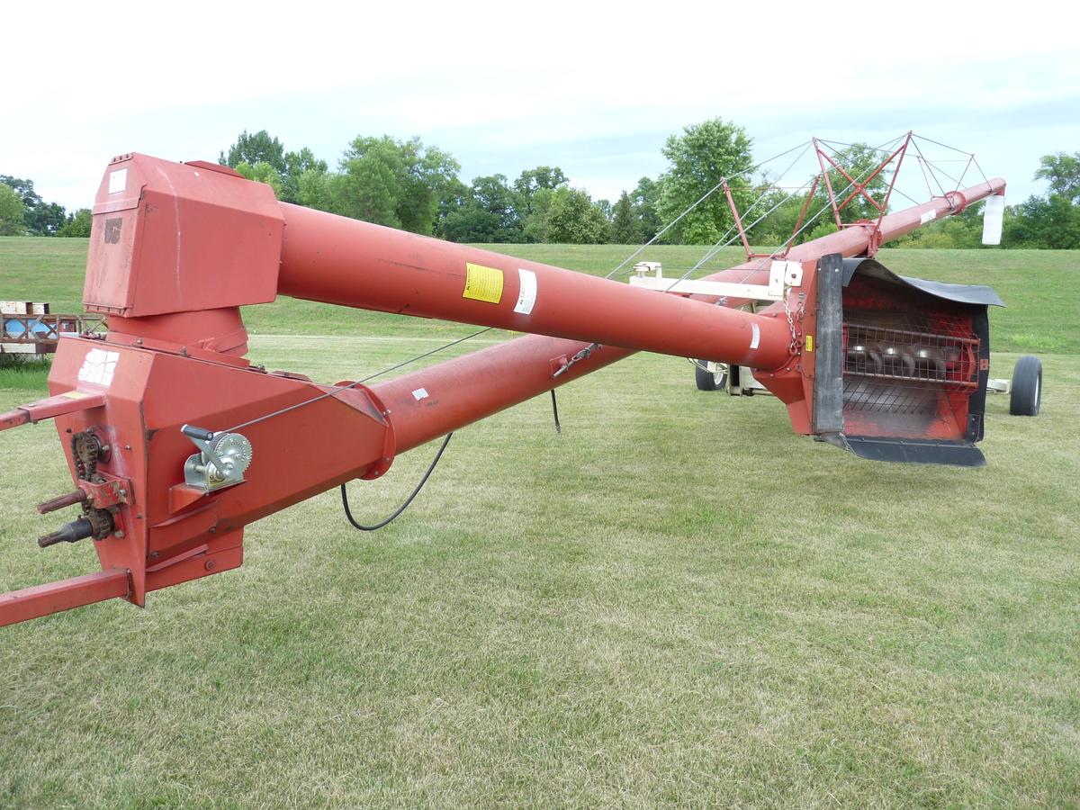 Farm King 13x71' Mechanical Swing Out Auger