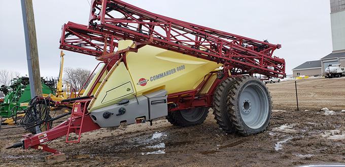 '09 Hardi Commander 6600 132' Sprayer