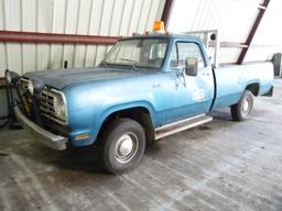 1975 Dodge 100 Pickup