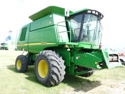 John Deere 9750 STS Combine