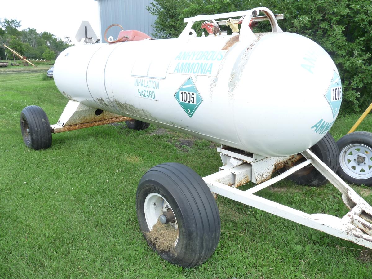 1,000 Gallon Ammonia Tank