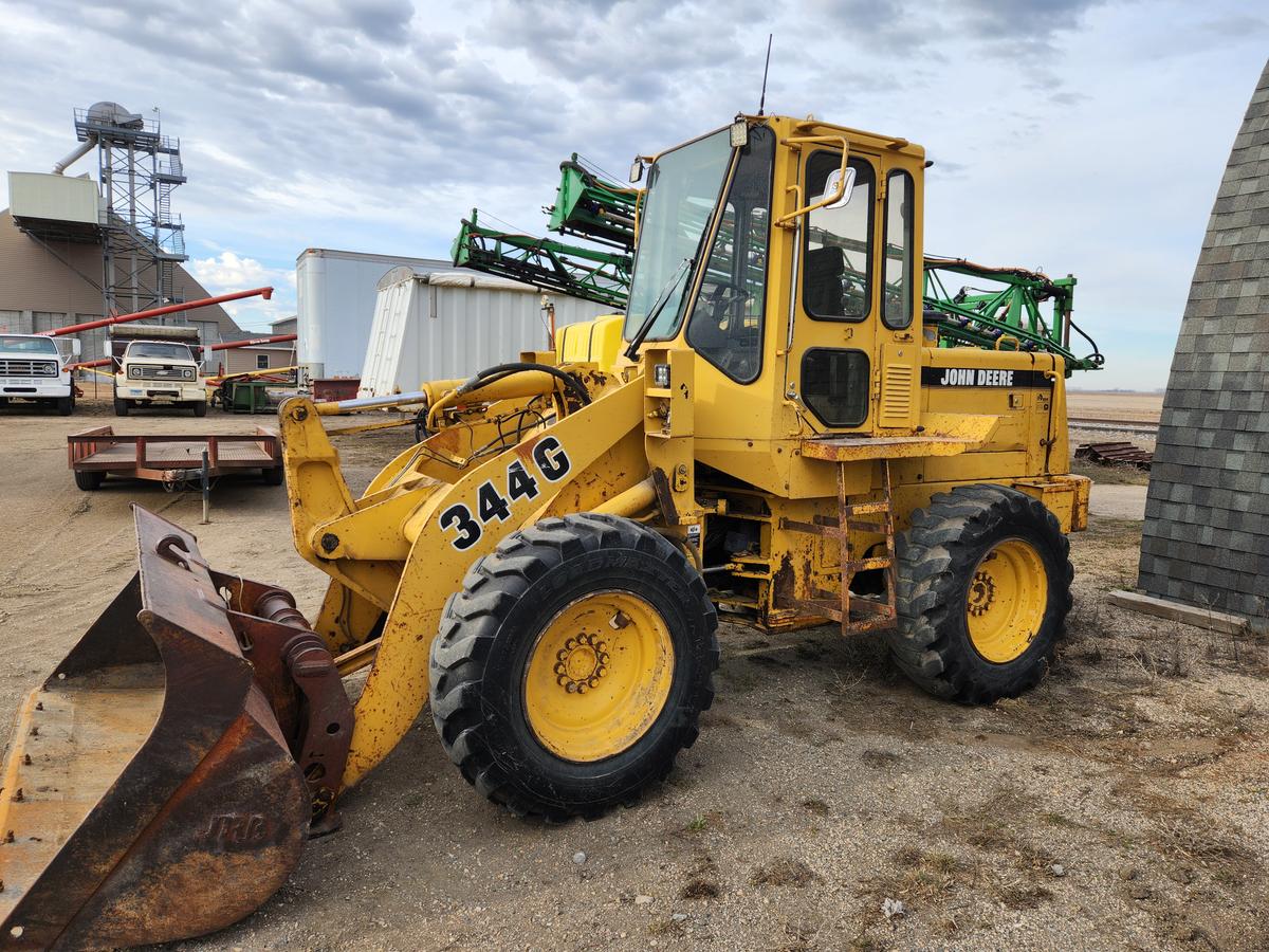 JD #344B Payloader w/1.5 Yd. Bucket