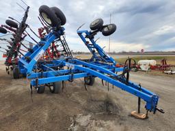 Landwalker #4250 32' Ammonia Applicator