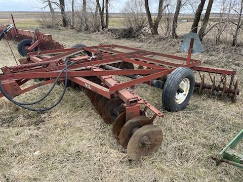 IH #370 12' Tandem Disk