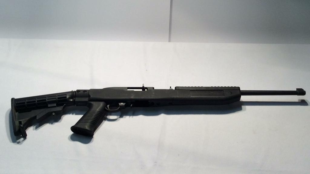 Ruger Mod 10/22 SN#354-16913.