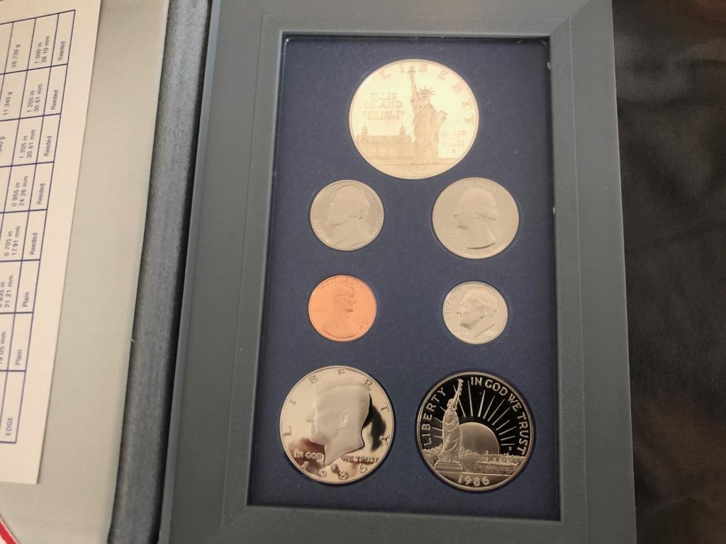 1986 United States Prestige Coin Set.