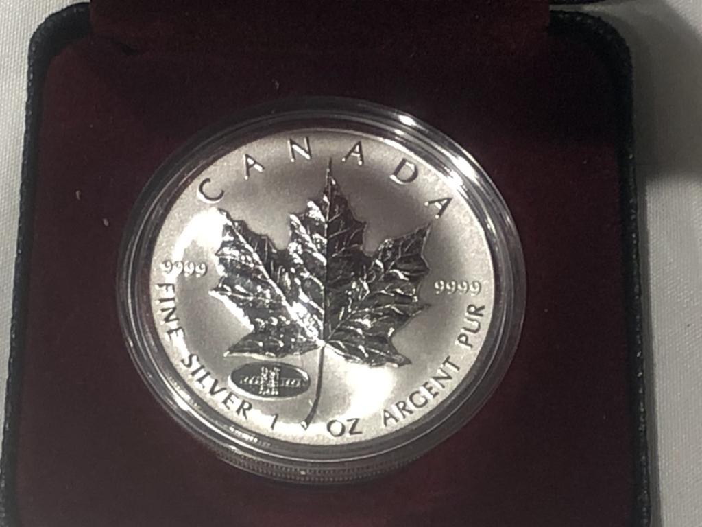 Canadian 1 oz Fine Silver Coin.